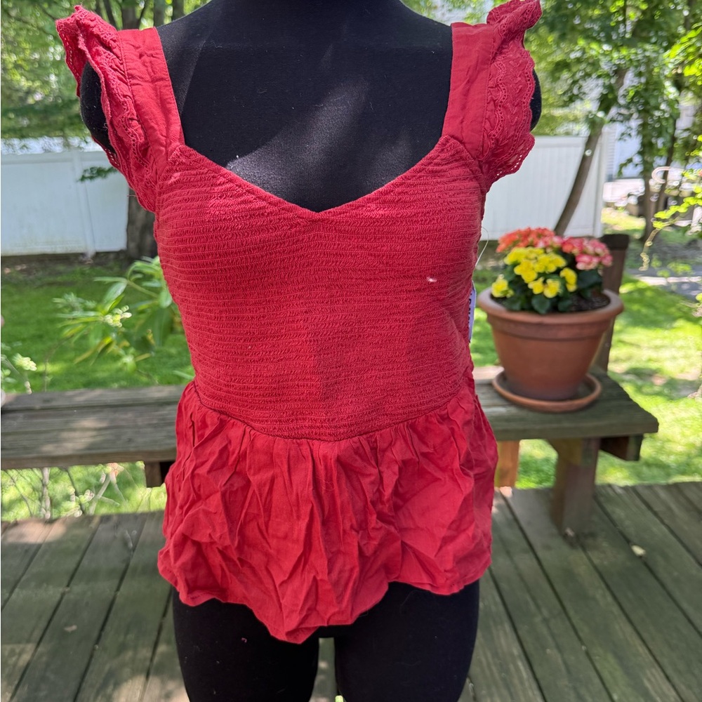 Old Navy Red Smocked Peplum Top Eyelet Ruffle Strap Sweetheart Neck 879744 S